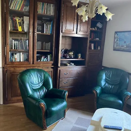 別荘 Lou Raspaillou